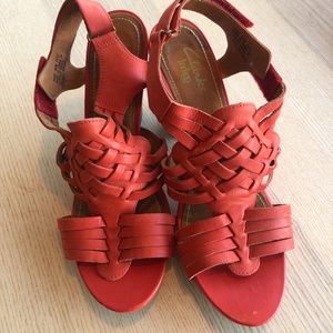 Clarks Indigo sandals - RED - size 8.5